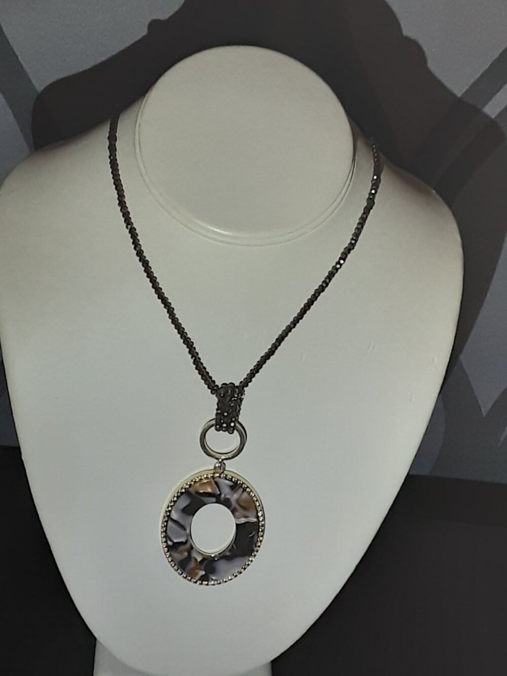Chico's Adjustable Tri-Tone Pendant Necklace: